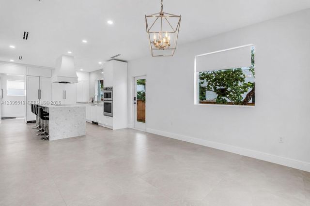 1636 SW 9th Street, Miami, FL 33135