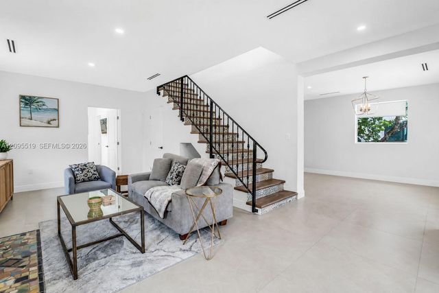 1636 SW 9th Street, Miami, FL 33135