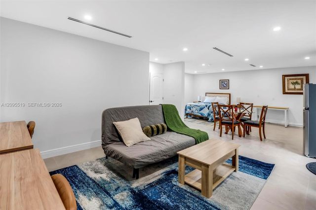 1636 SW 9th Street, Miami, FL 33135