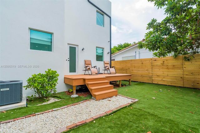 1636 SW 9th Street, Miami, FL 33135