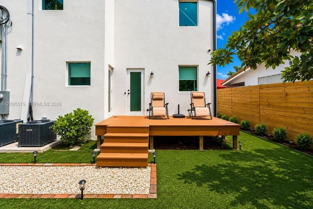 1636 SW 9th Street, Miami, FL 33135