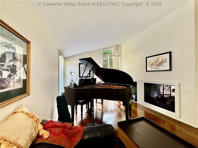 4109 Virginia Avenue Se, Charleston, WV 25304
