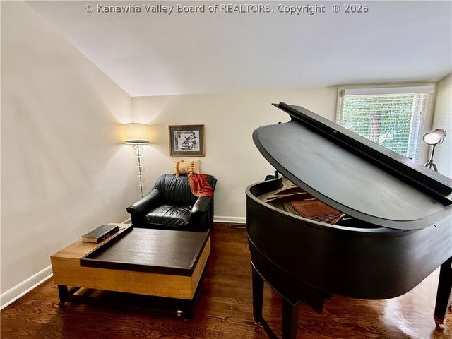 4109 Virginia Avenue Se, Charleston, WV 25304