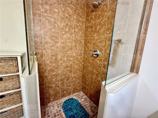 4109 Virginia Avenue Se, Charleston, WV 25304