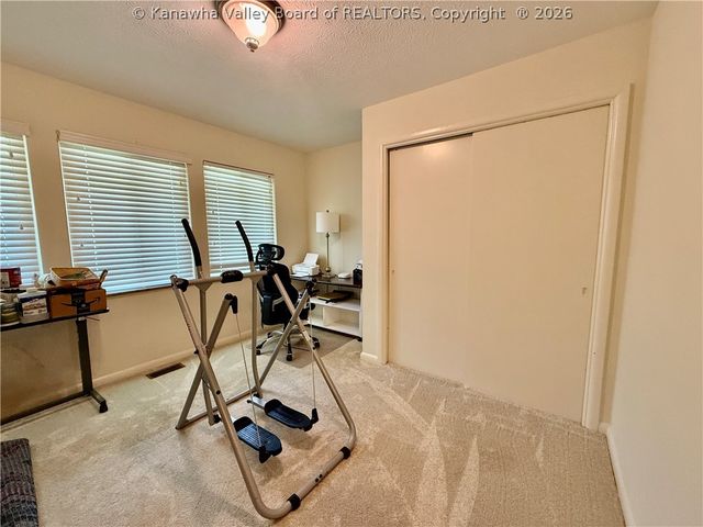4109 Virginia Avenue Se, Charleston, WV 25304