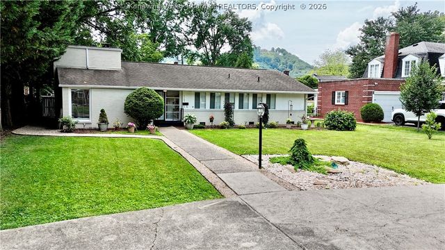 4109 Virginia Avenue Se, Charleston, WV 25304