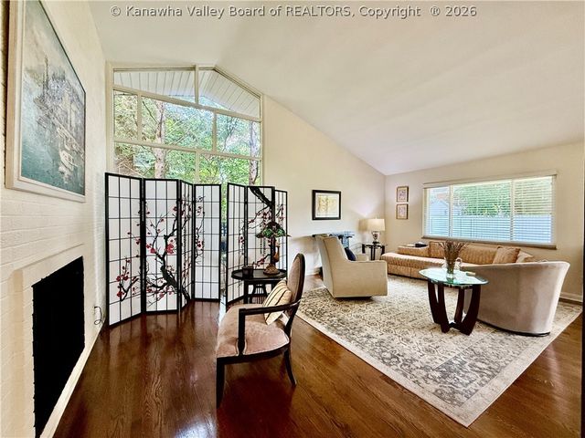 4109 Virginia Avenue Se, Charleston, WV 25304