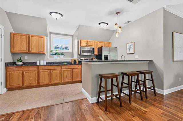 504 E Freemason St Apt 3B, Norfolk, VA 23510
