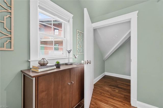 504 E Freemason St Apt 3B, Norfolk, VA 23510