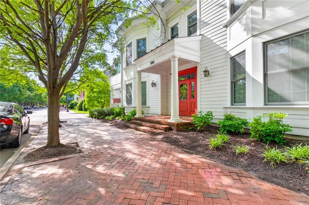 504 E Freemason St Apt 3B, Norfolk, VA 23510