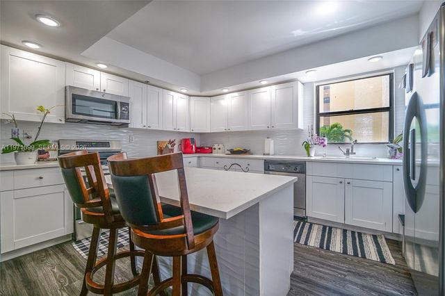 7200 Radice Ct 309, Lauderhill, FL 33319