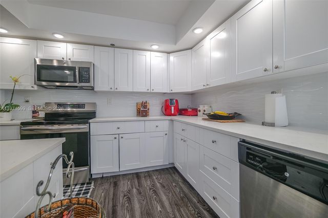 7200 Radice Ct 309, Lauderhill, FL 33319