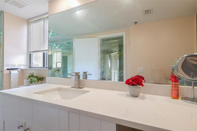 7200 Radice Ct 309, Lauderhill, FL 33319