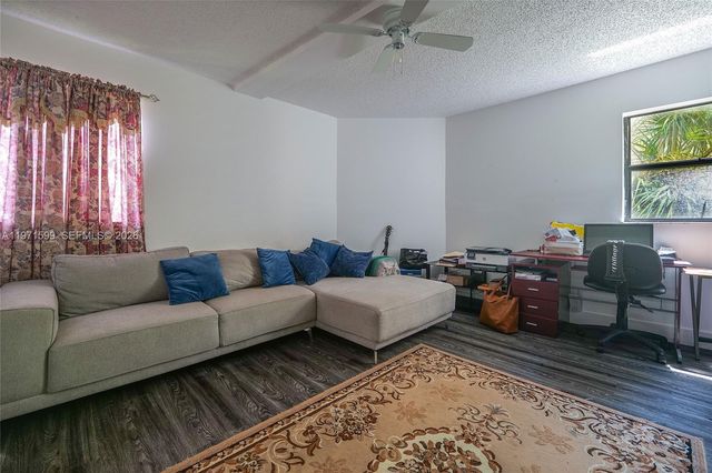 7200 Radice Ct 309, Lauderhill, FL 33319