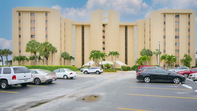 7200 Radice Ct 309, Lauderhill, FL 33319