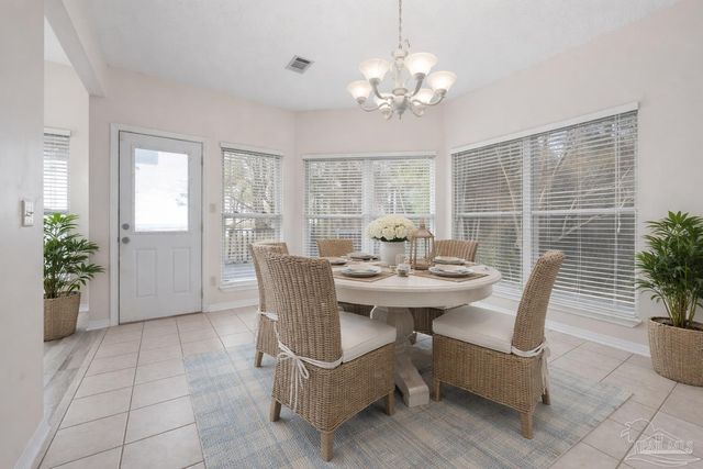 2857 N 1st Ave, Milton, FL 32583