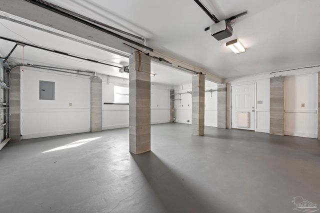 2857 N 1st Ave, Milton, FL 32583