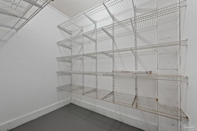 2857 N 1st Ave, Milton, FL 32583