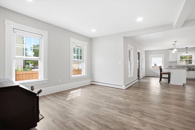 70 McDuffie Street, Manchester, NH 03102
