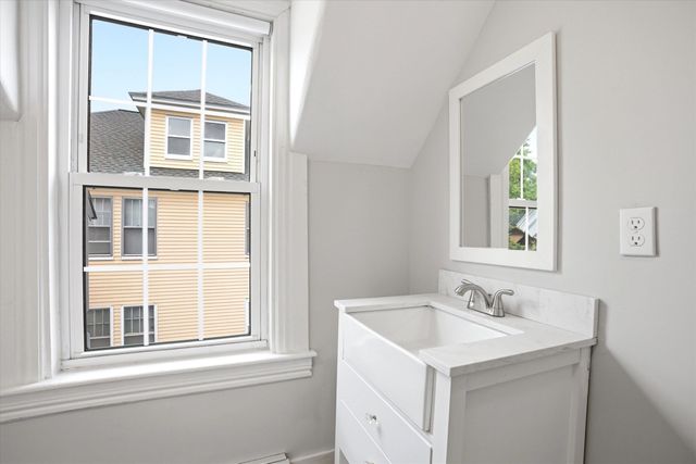 70 McDuffie Street, Manchester, NH 03102