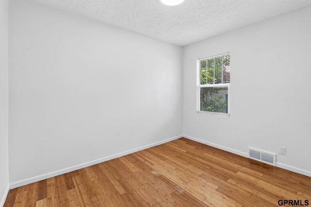 4319 Larimore Avenue, Omaha, NE 68111