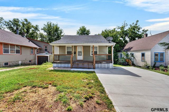 4319 Larimore Avenue, Omaha, NE 68111