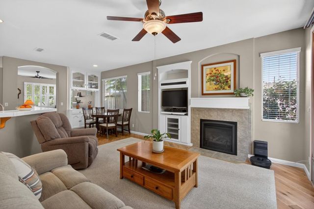 6496 Aspen Gardens Way, Citrus Heights, CA 95621