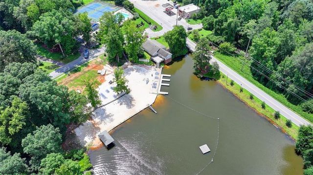8805 Lake Drive, Snellville, GA 30039