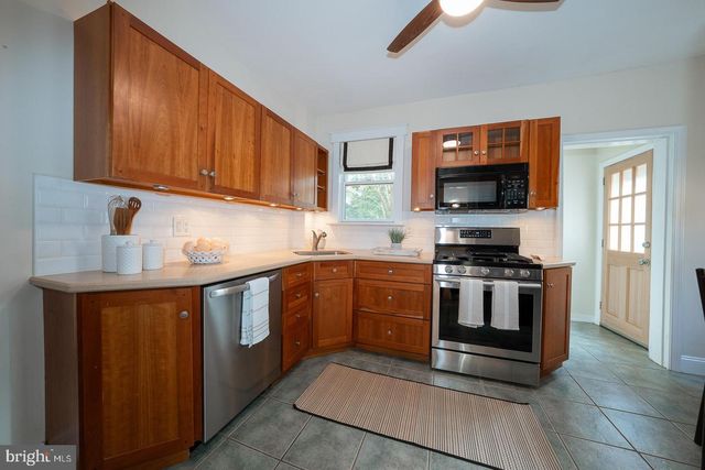 17 E TURNBULL AVE, Havertown, PA 19083