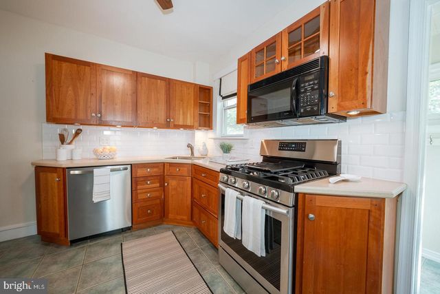 17 E TURNBULL AVE, Havertown, PA 19083