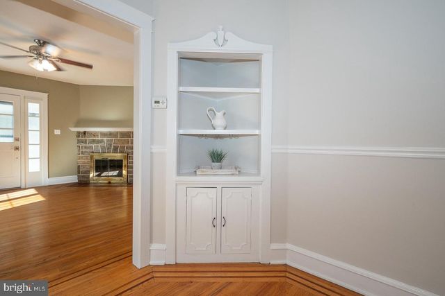 17 E TURNBULL AVE, Havertown, PA 19083