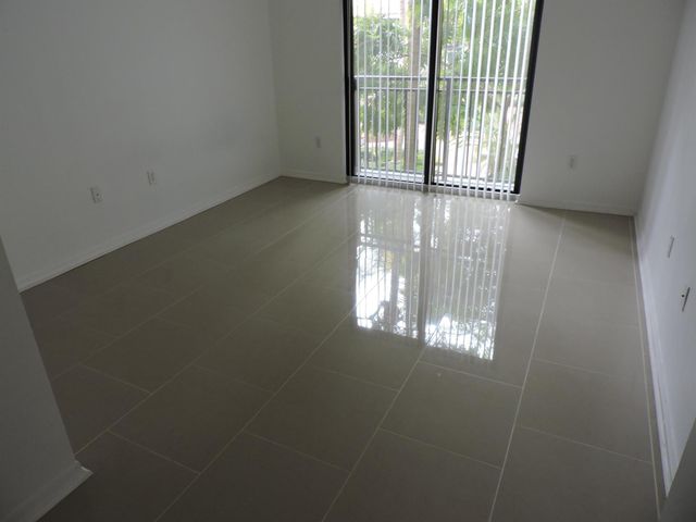 4905 Midtown Lane 2205, Palm Beach Gardens, FL 33418