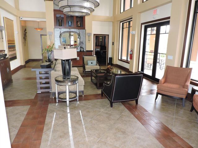 4905 Midtown Lane 2205, Palm Beach Gardens, FL 33418