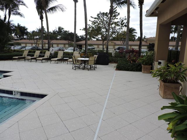 4905 Midtown Lane 2205, Palm Beach Gardens, FL 33418