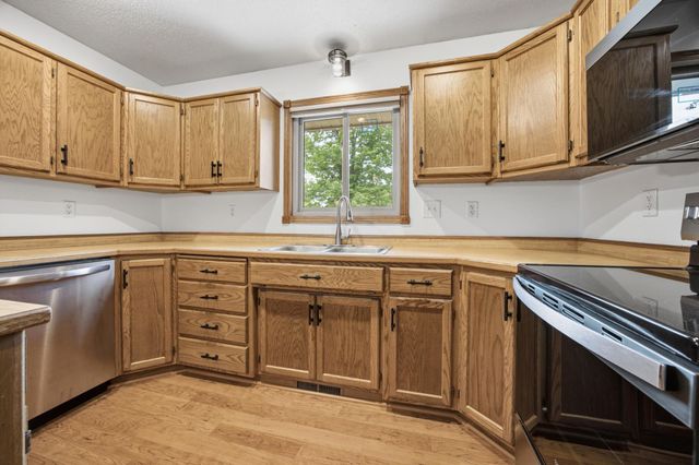 3950 15th Street S, Fargo, ND 58104