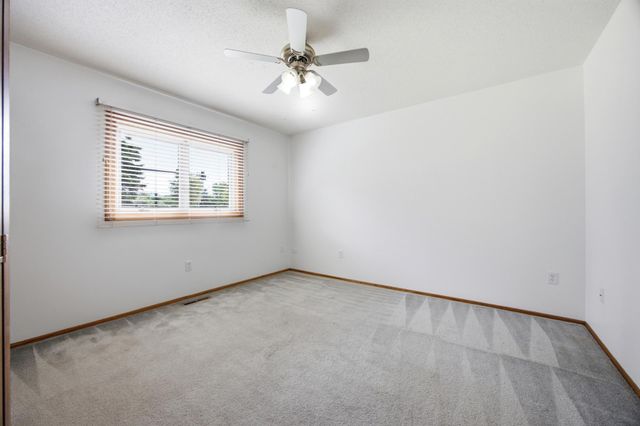 3950 15th Street S, Fargo, ND 58104