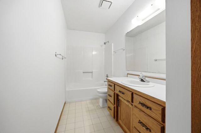 3950 15th Street S, Fargo, ND 58104