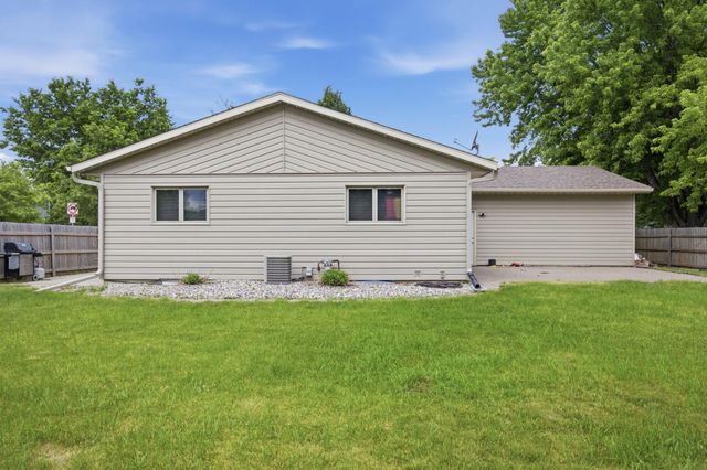 3950 15th Street S, Fargo, ND 58104