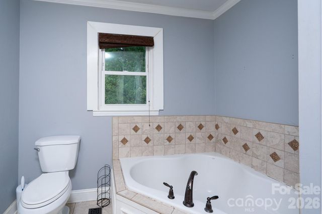 1709 Essen Lane, Gastonia, NC 28054