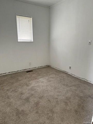 1724 S Custer Road, Monroe, MI 48161