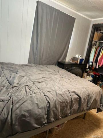 1724 S Custer Road, Monroe, MI 48161