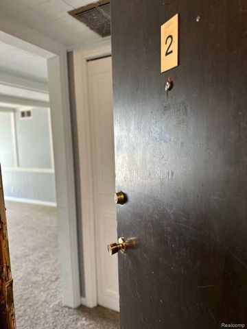 1724 S Custer Road, Monroe, MI 48161