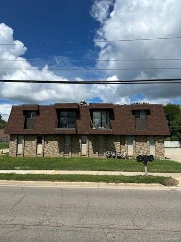 1724 S Custer Road, Monroe, MI 48161