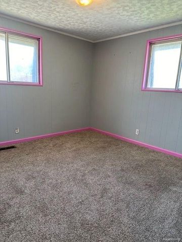 1724 S Custer Road, Monroe, MI 48161