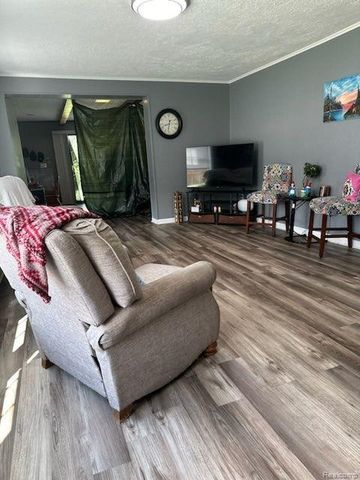 1724 S Custer Road, Monroe, MI 48161