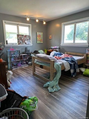 1724 S Custer Road, Monroe, MI 48161