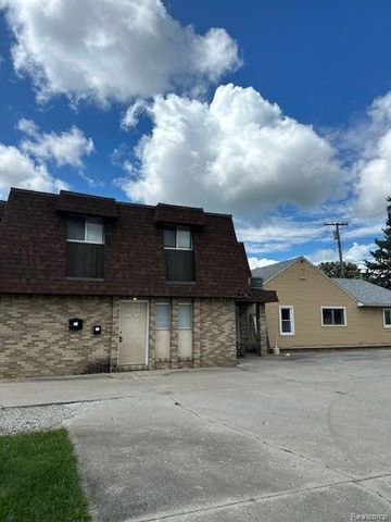 1724 S Custer Road, Monroe, MI 48161