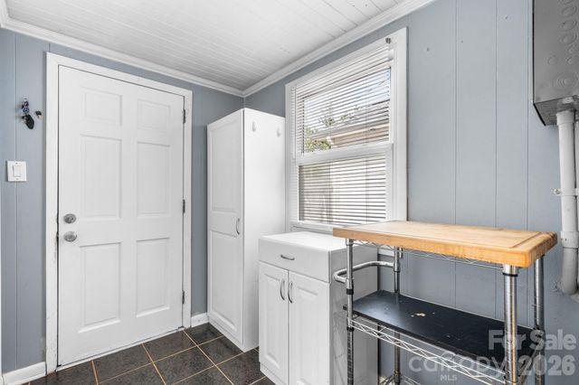 1339 11th Street NW, Hickory, NC 28601
