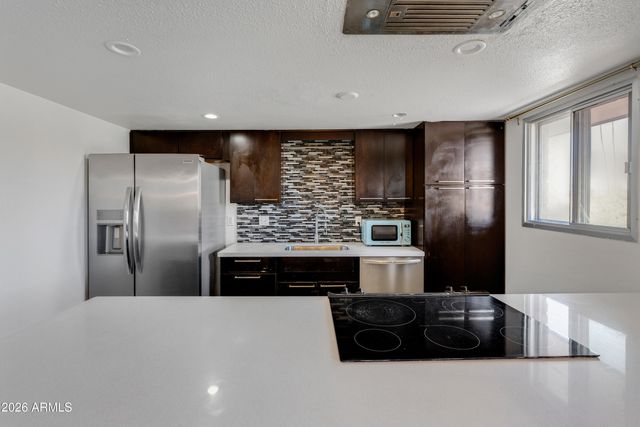 1901 E Missouri Avenue 204, Phoenix, AZ 85016