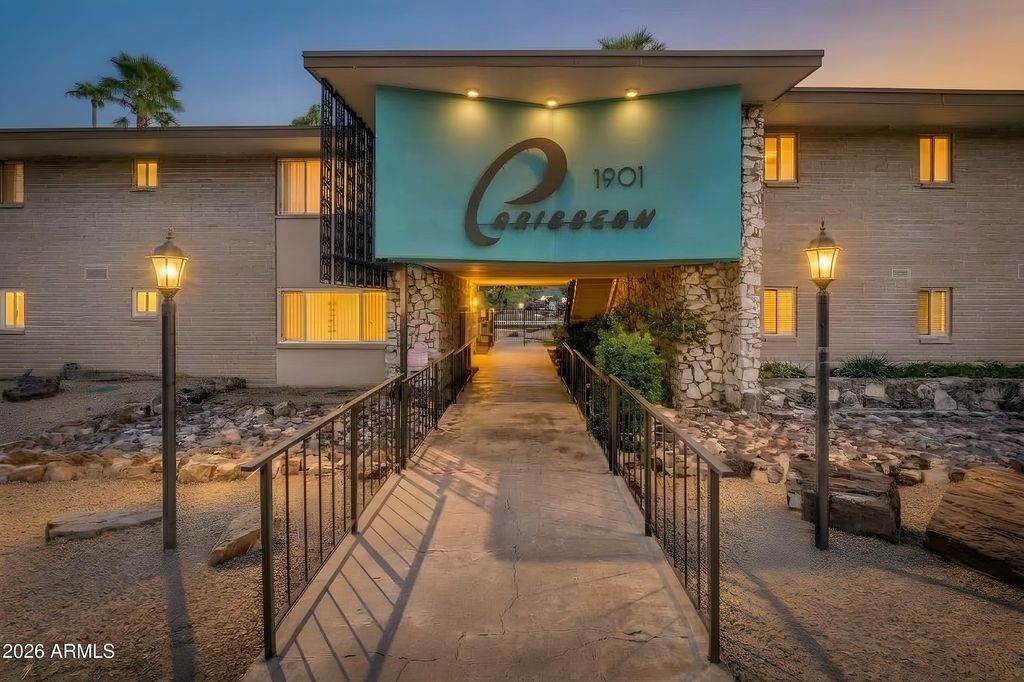 1901 E Missouri Avenue 204, Phoenix, AZ 85016 — exterior